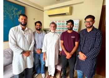 JKSA Delegation Raises Recruitment Scams, Paper Leaks, Institutional Failures with MP Pawan Khera