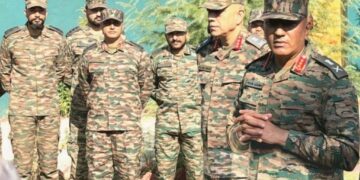 Army Commander Visits RR Unit in South Kashmir, Reviews Security Situation
