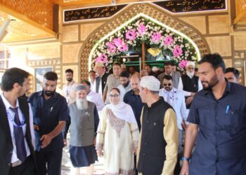 Dr Darakhshan inaugurates Sabaat Complex & High-tech Conference Hall at Chrar-e-Sharief