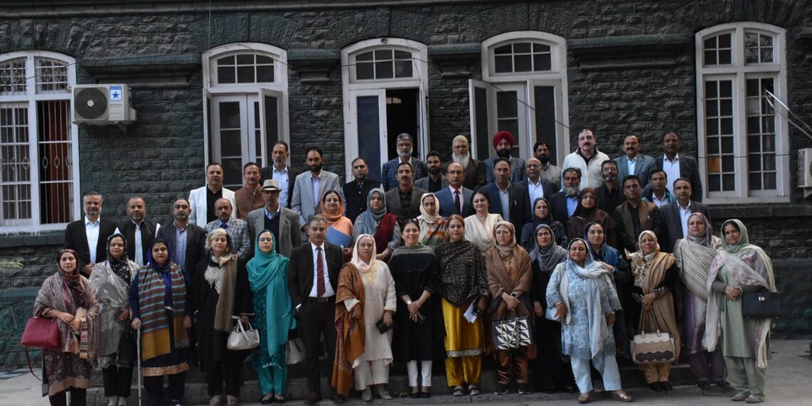 Director Colleges Twinkle Suri Seeks Stronger Mentorship, Skill Development in Kashmir Colleges