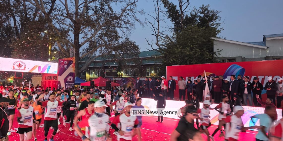 CM Omar Abdullah Flags Off Kashmir Marathon 3.0, Srinagar Hosts Over 2,000 Runners