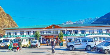 15 Healthcare Centres in Karnah Non-Functional or Facing Staff Shortage; Unofficial Report Reveals Gaps