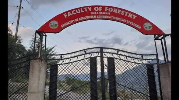 SKUAST-K Suspends Forestry Classes, Students Asked to Vacate Hostal; Iltija Mufti Objects Move