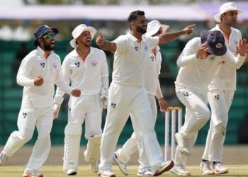 J&K Collapse for 120 as Madhya Pradesh Build 135-Run Lead in Ranji Trophy