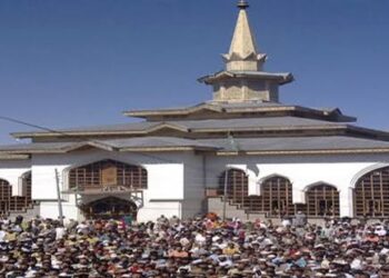 J&K Govt Postpones Kashmir Holiday for Urs of Sheikh Noor-Ud-Din Sahib